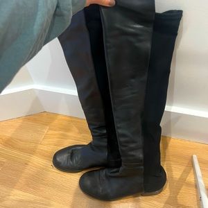 Stuart Weitzman 5050 Boot